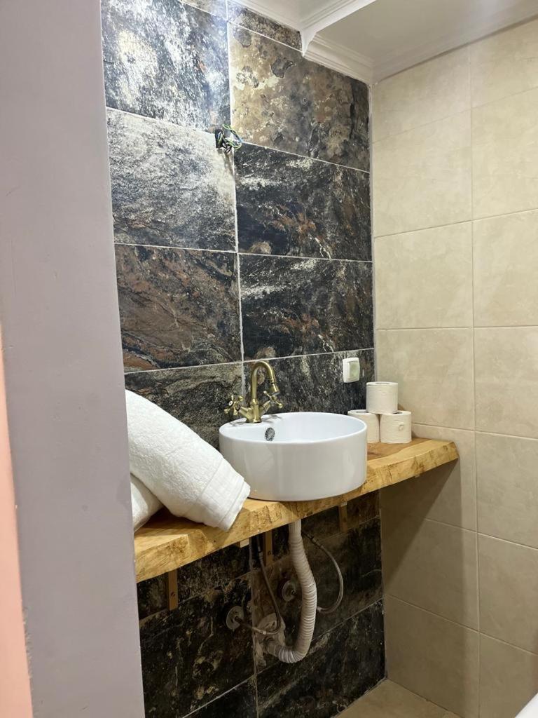 Hotel Familia Joaquim Lisbona Esterno foto